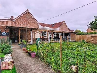 Maison - 220 m² - 4 pièces