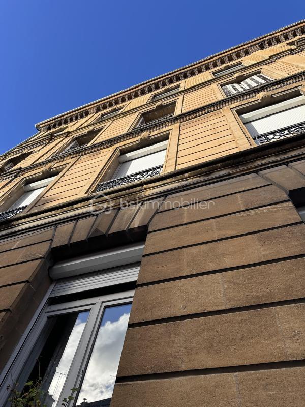 Appartement - 83 m² - 4 pièces