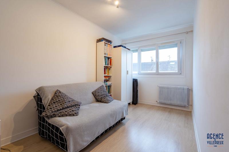 Maison - 92 m² - 5 pièces