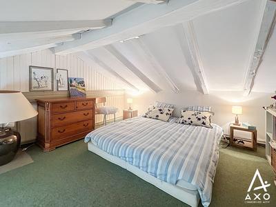 Maison - 104 m² - 4 pièces