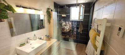 Appartement - 79 m² - 4 pièces