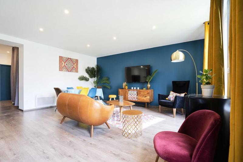 Appartement - 102 m² - 6 pièces