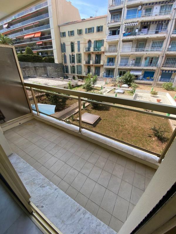 Studio - 18 m² - 1 pièce