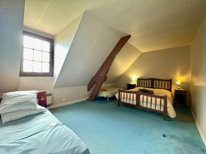 Maison - 186 m² - 6 pièces