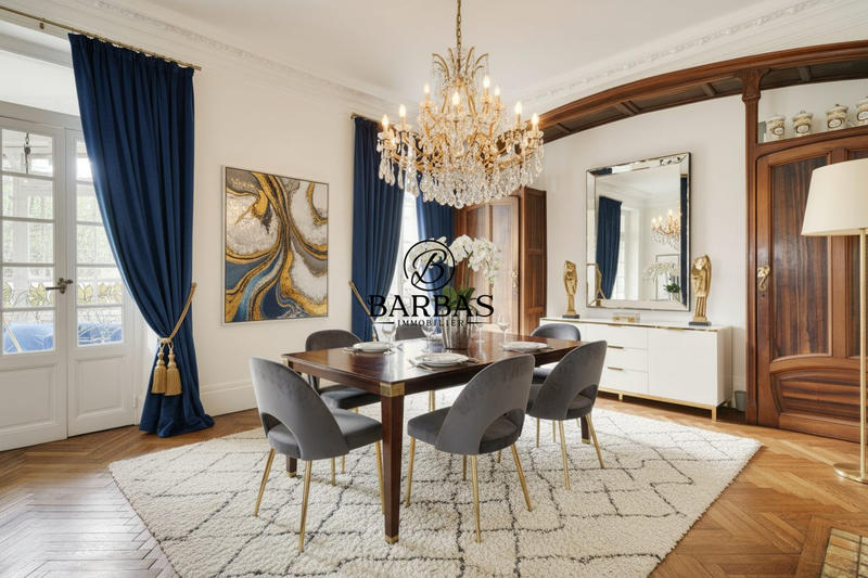 Manoir - 558 m² - 11 pièces