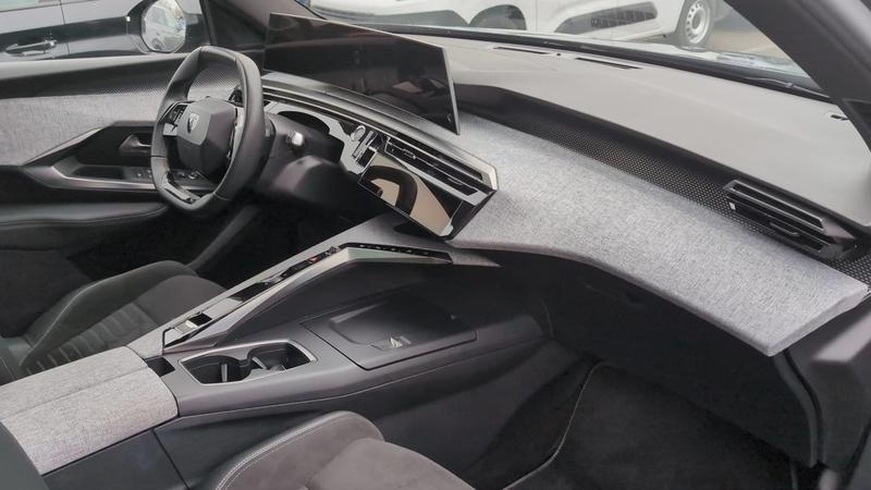 Peugeot 5008 1.2 Hybrid 136 e-Dsc6 Gt