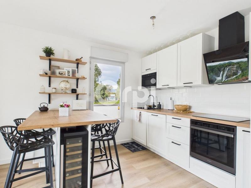 Appartement - 60 m² - 3 pièces