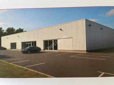 Local commercial - 1 500 m²