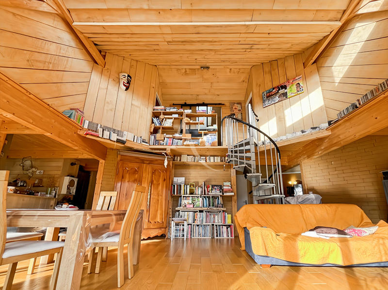 Maison - 110 m² - 6 pièces