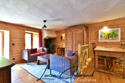 Maison - 127 m² - 10 pièces