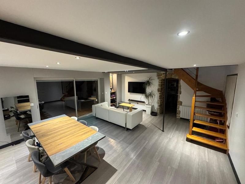 Maison - 105 m² - 5 pièces