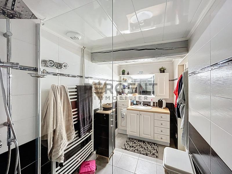 Maison - 147 m² - 5 pièces