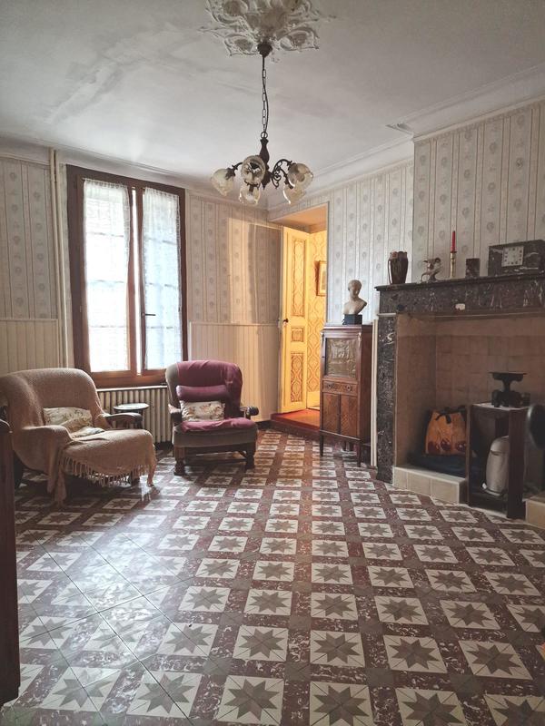 Maison ancienne - 269 m² - 10 pièces