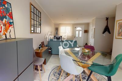 Maison - 105 m² - 5 pièces