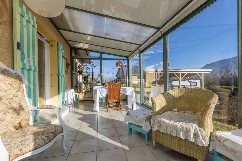 Maison - 97 m² - 4 pièces