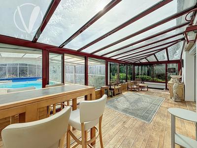 Maison - 193 m² - 7 pièces