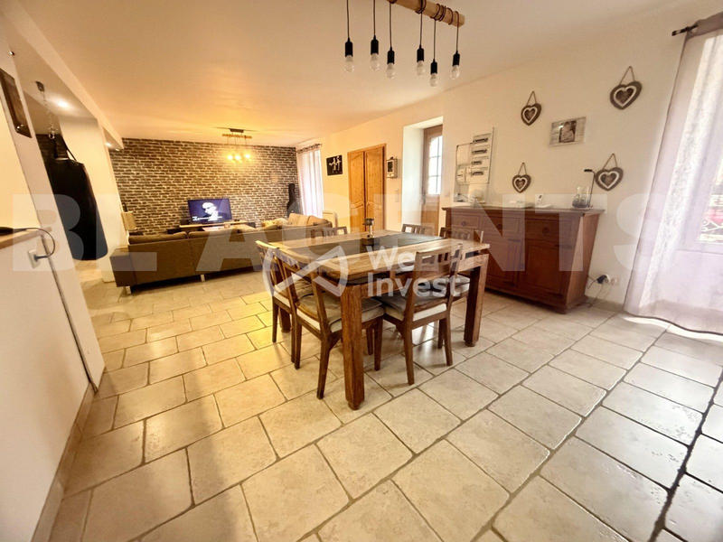 Maison - 159 m² - 7 pièces