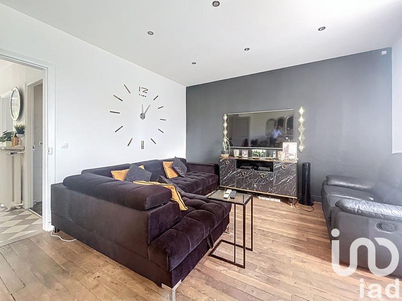 Maison - 90 m² - 5 pièces