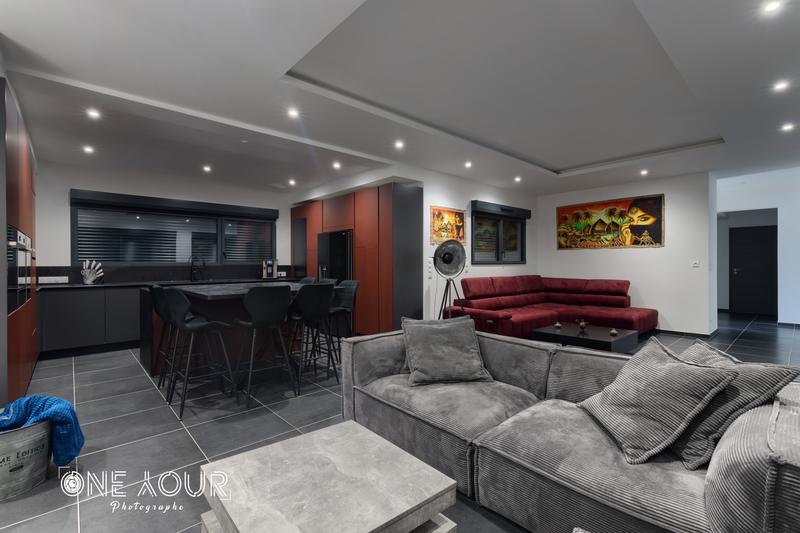 Maison - 187 m² - 7 pièces