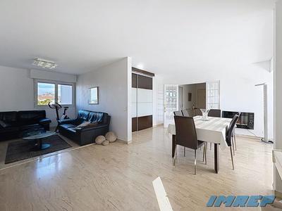 Appartement - 108 m² - 4 pièces