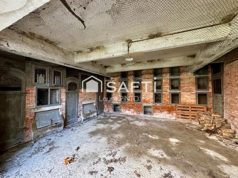 Maison - 219 m² - 7 pièces