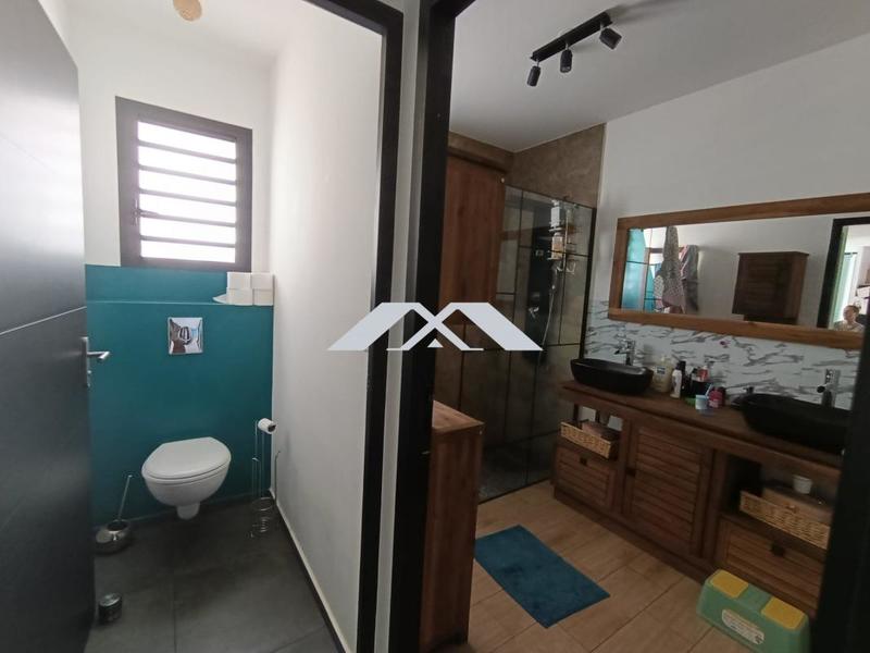 Maison - 99 m² - 4 pièces