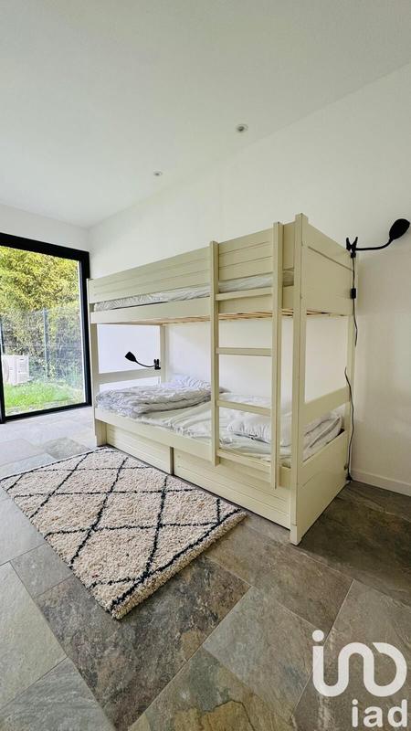 Maison - 170 m² - 6 pièces