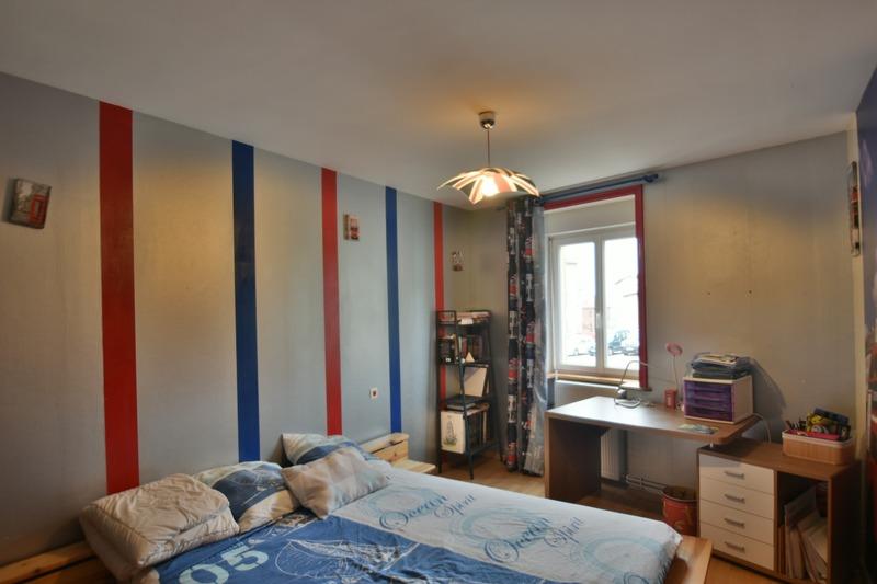 Maison - 270 m² - 9 pièces