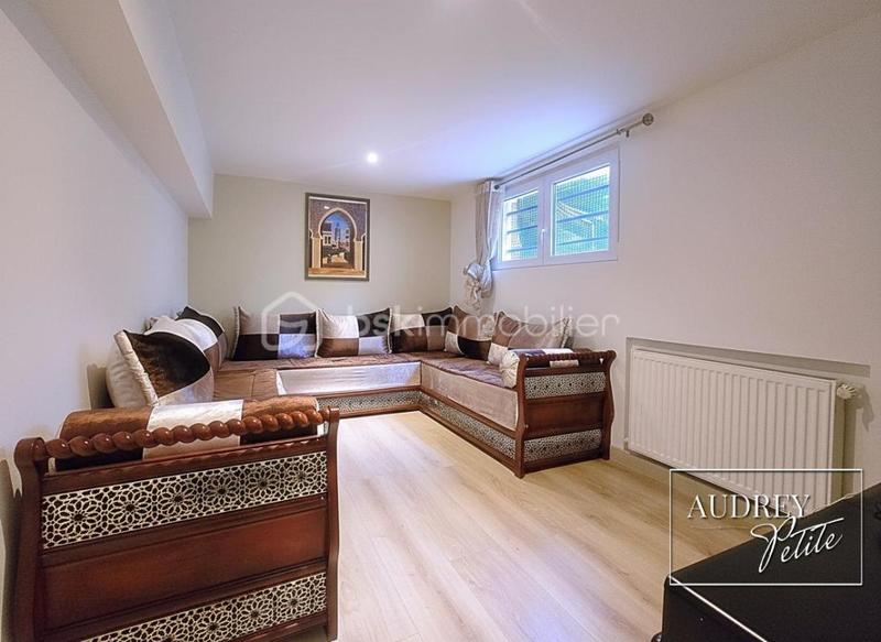 Maison - 148 m² - 7 pièces