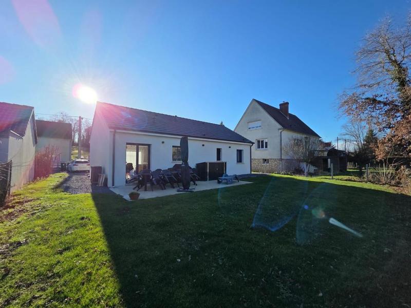 Maison - 98 m² - 4 pièces