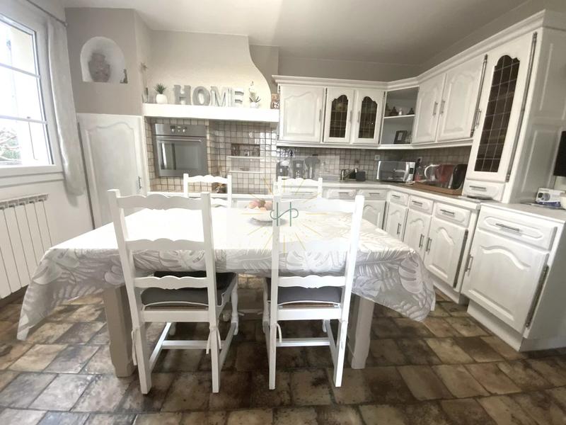 Maison - 172 m² - 7 pièces