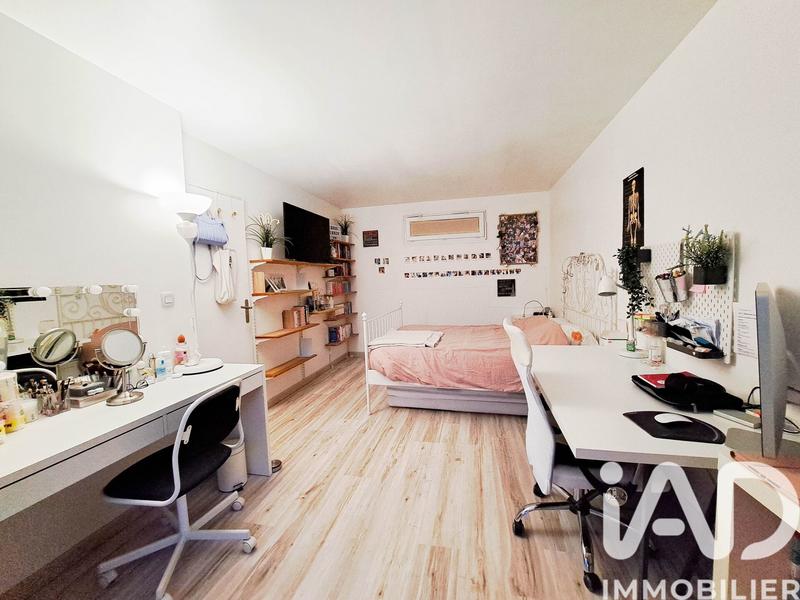 Appartement - 81 m² - 3 pièces