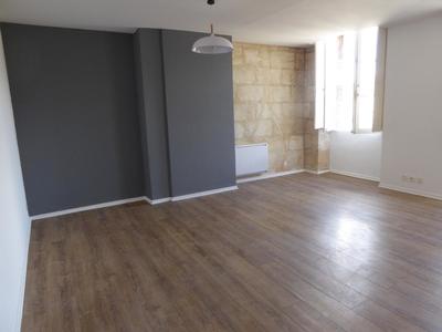 Studio - 38 m² - 1 pièce
