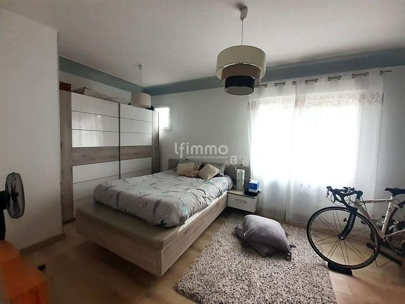 Maison - 130 m² - 5 pièces