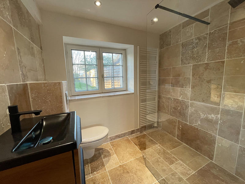 Maison - 237 m² - 7 pièces