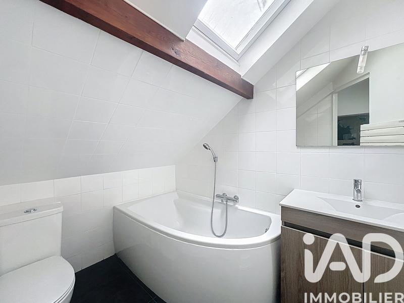 Maison - 95 m² - 4 pièces