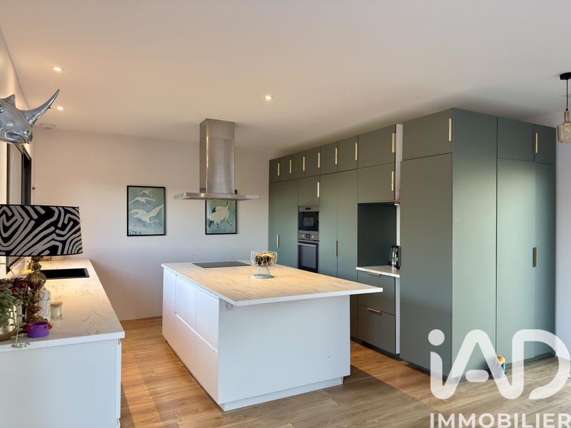 Maison - 124 m² - 5 pièces