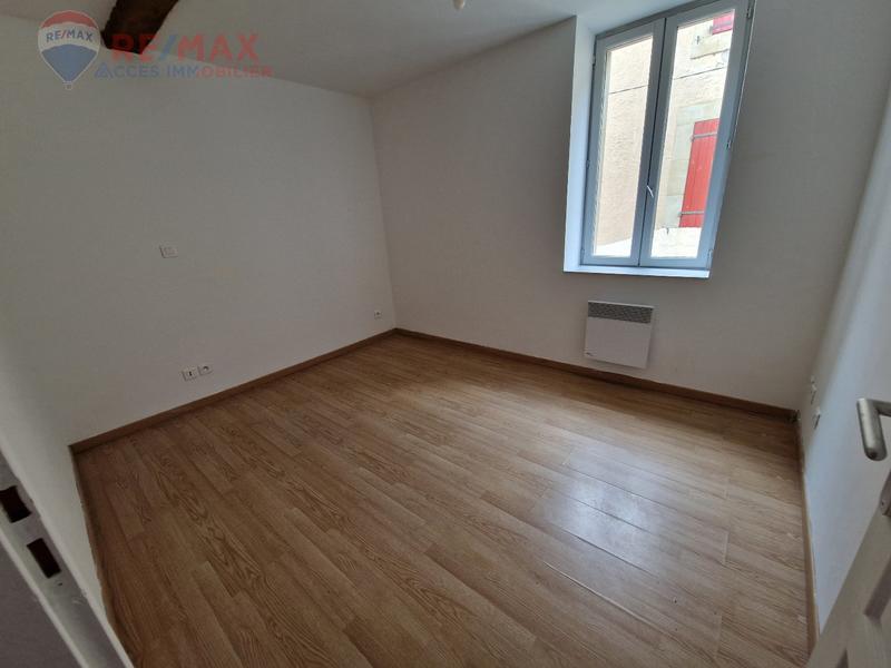 Maison de village - 87 m² - 4 pièces