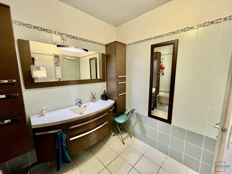 Appartement - 64 m² - 3 pièces