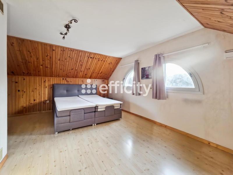 Maison - 104 m² - 5 pièces