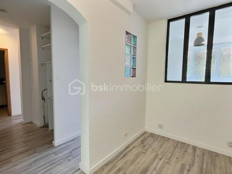Appartement - 82 m² - 3 pièces