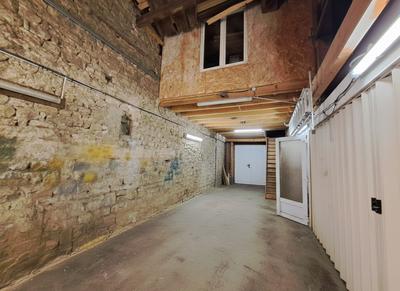 Maison - 213 m² - 10 pièces