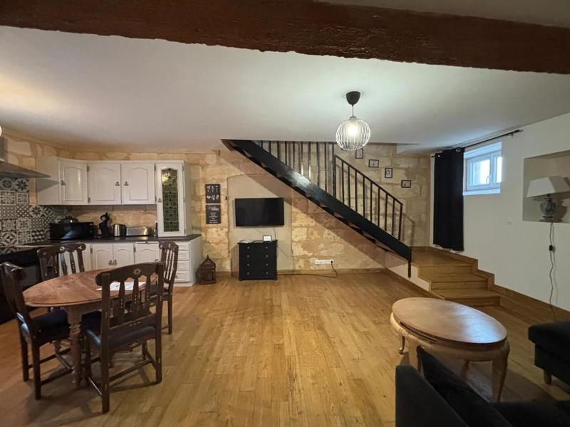 Demeure - 500 m² - 20 pièces