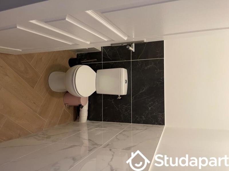 Chambre - 12 m² - 1 pièce