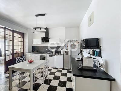 Maison - 105 m² - 6 pièces