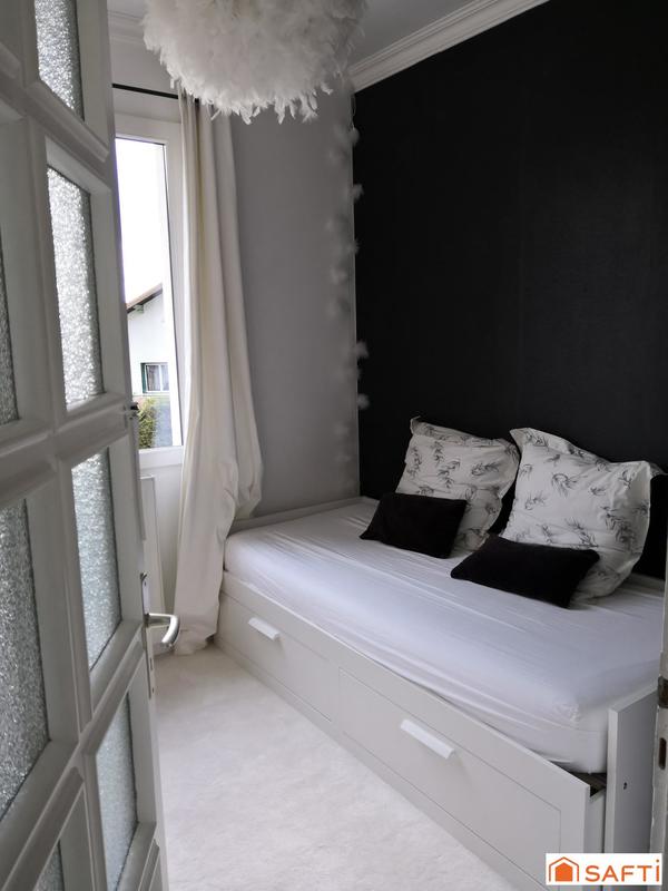 Maison - 196 m² - 7 pièces