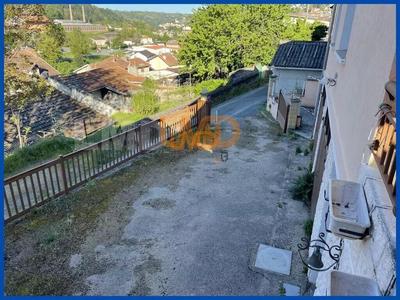 Maison - 90 m² - 3 pièces