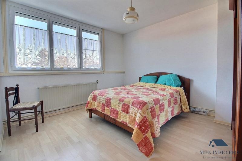 Maison traditionnelle - 94 m² - 5 pièces