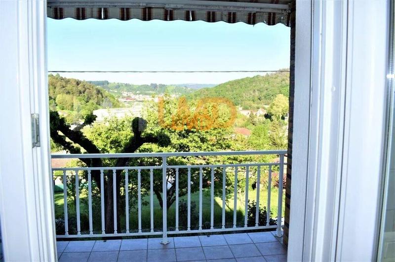 Maison - 139 m² - 9 pièces