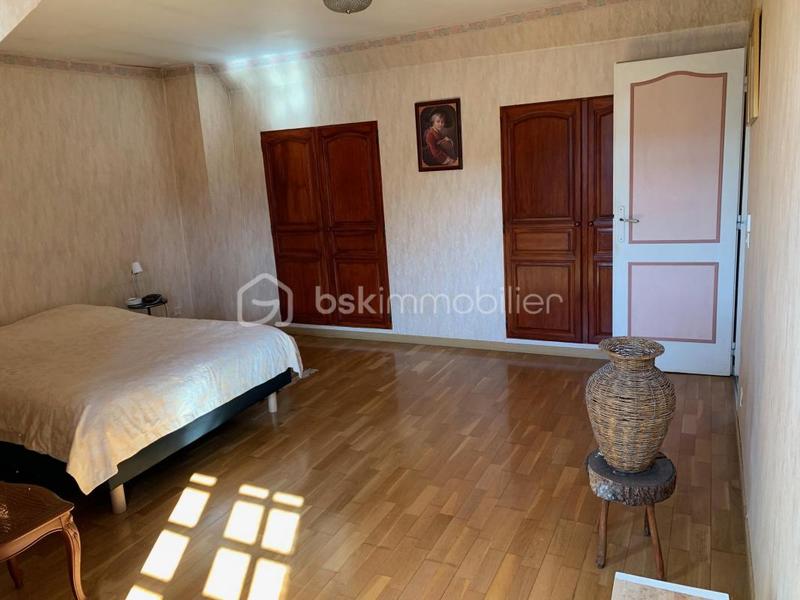 Maison - 145 m² - 8 pièces